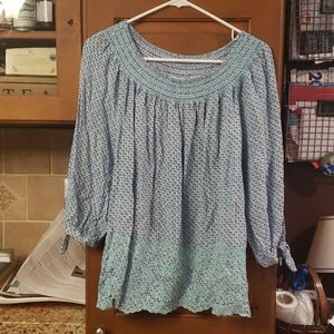 Women's shirt